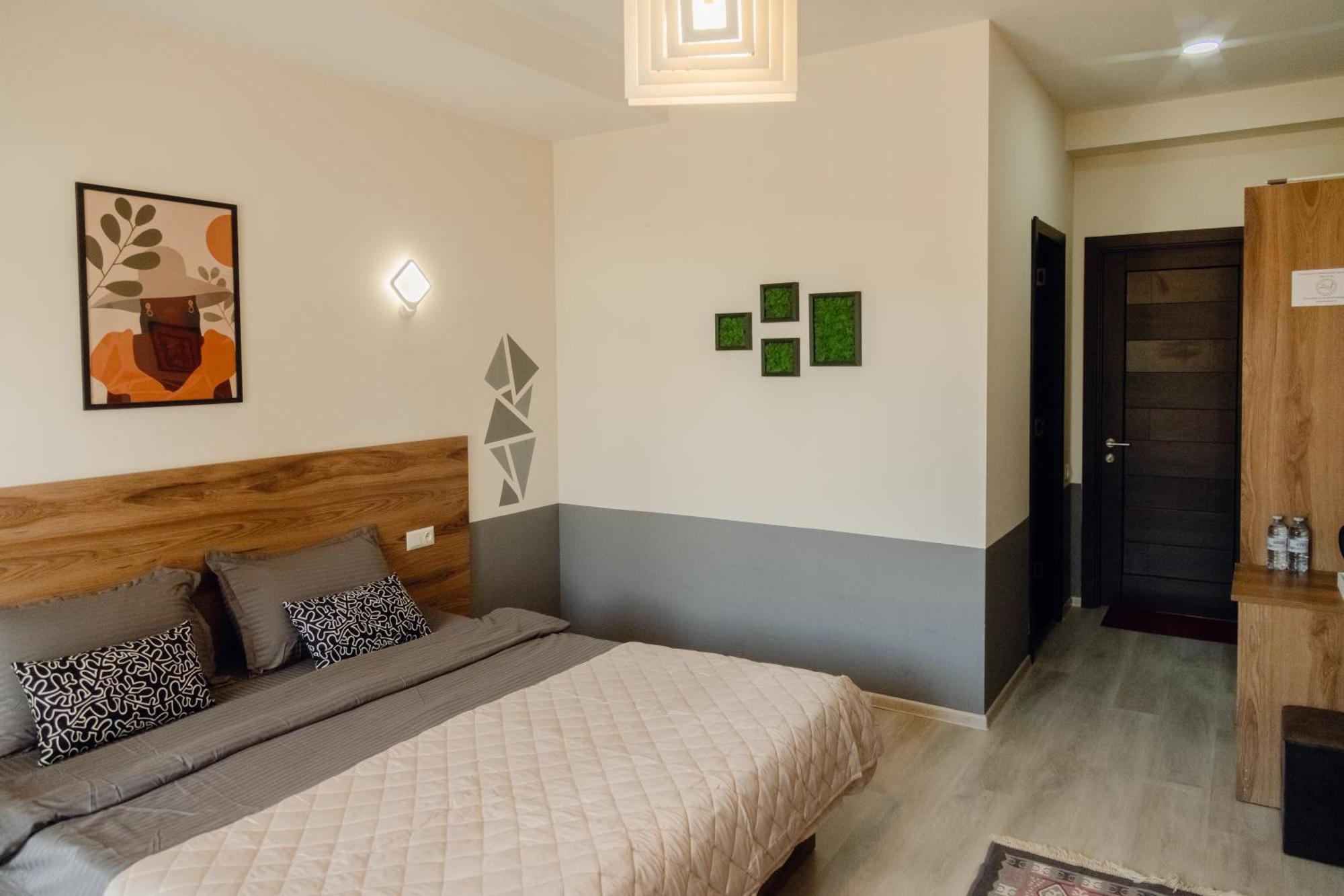Hotel Graf T تبليسي المظهر الخارجي الصورة